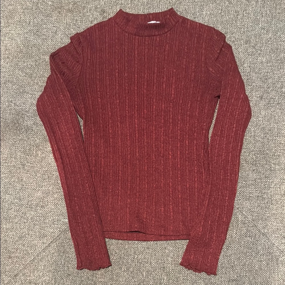 Hollister Women's Red Sweater
